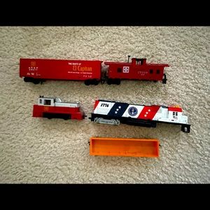 Vintage 1970’s Tyco Spirit of ‘76 Trains